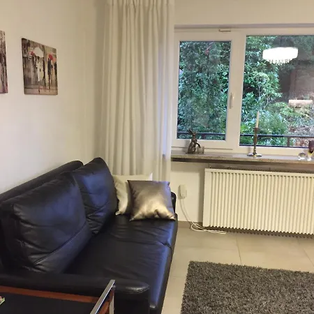 Apartment - Zentrumsnah, Eigener Parkplatz Und Grosser Balkon Ins Gruene Baden-Baden