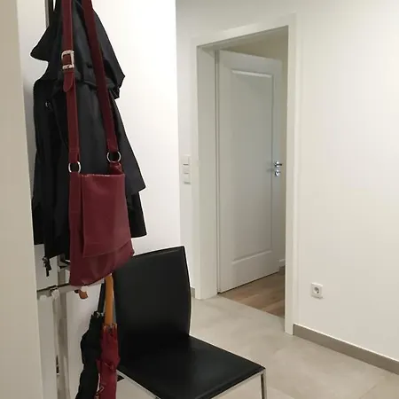 - Zentrumsnah, Eigener Parkplatz Und Grosser Balkon Ins Gruene Apartment Baden-Baden